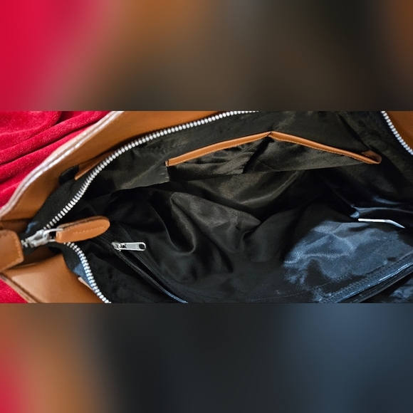 Disney Character Print Black and Tan Women's Bag - Picture 8 of 10